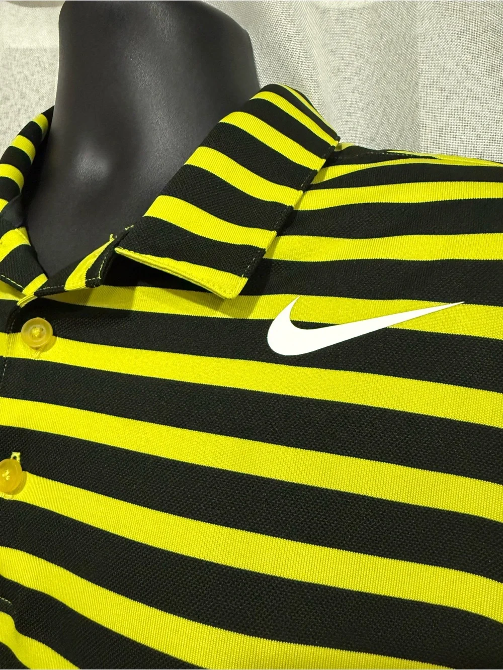Nike Golf Standard Fit Dri-FIT Yellow Black Striped Polo Shirt Large L